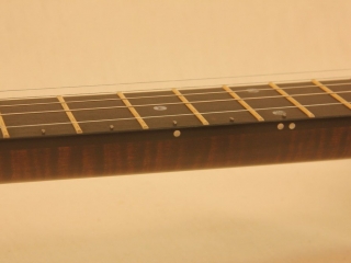 seeders-instruments-027-longneck-tubaphone-18