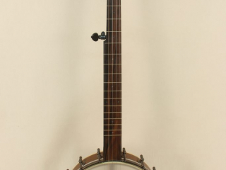 11 inch Walnut Rolled Brass Banjo-1